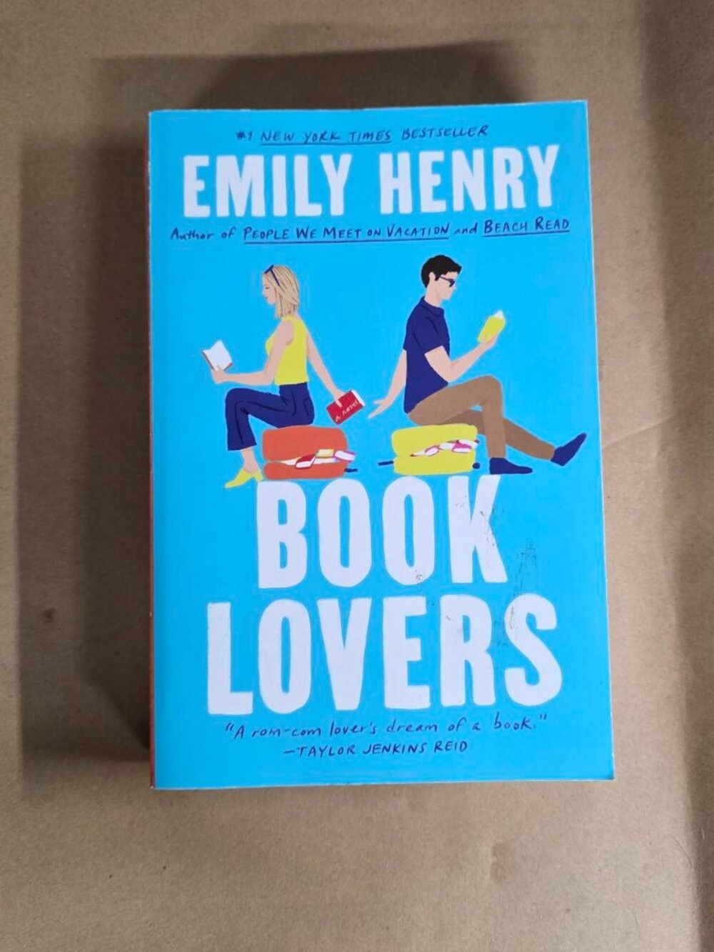 Book lovers by Emily Henry